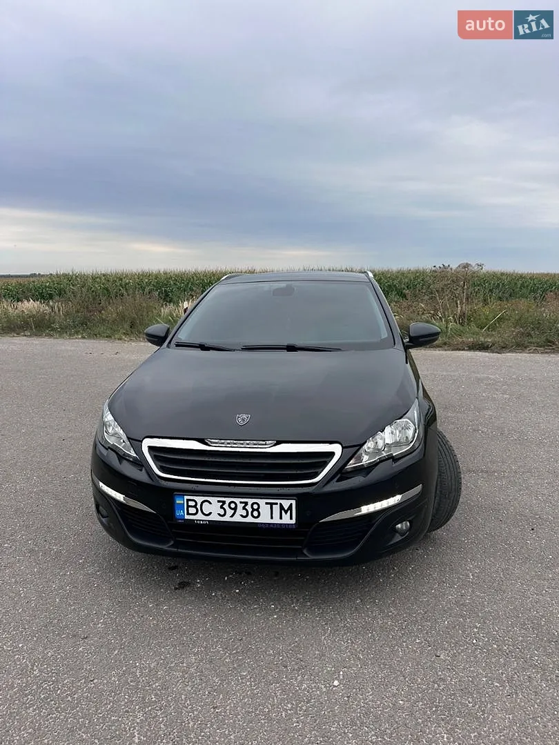 Peugeot 308, 2015