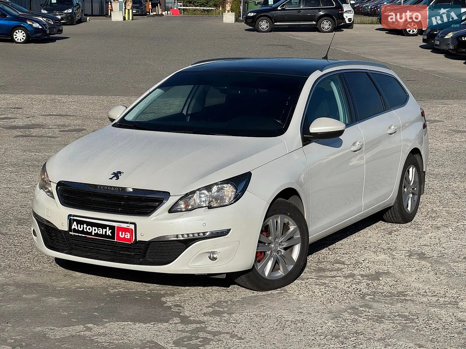 Peugeot 308, 2015