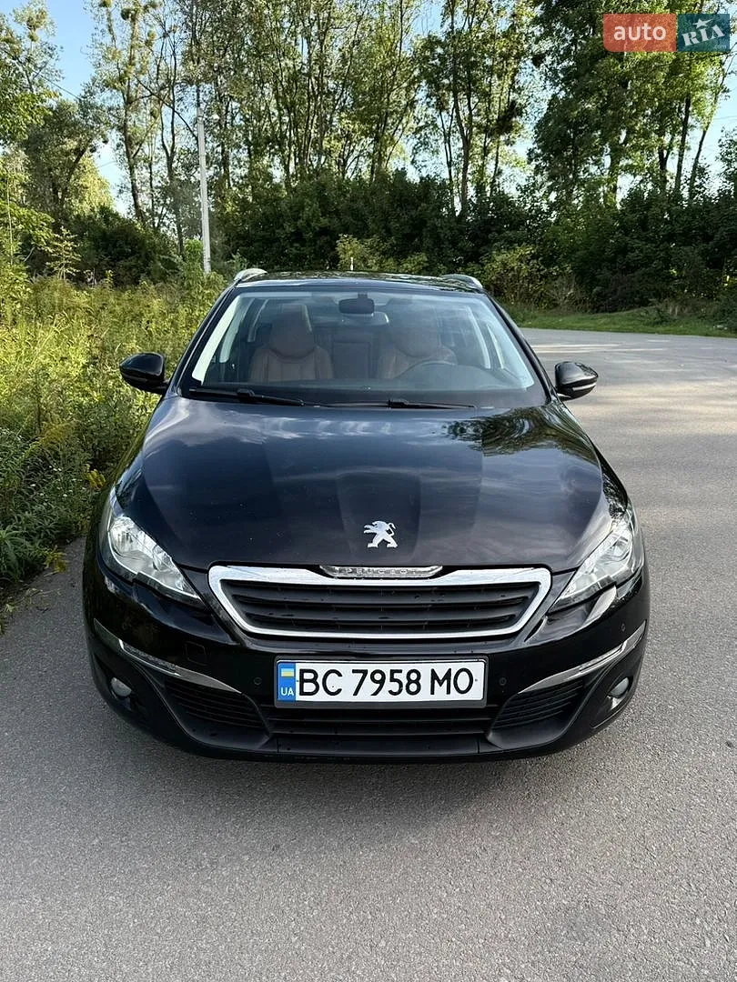 Peugeot 308, 2015