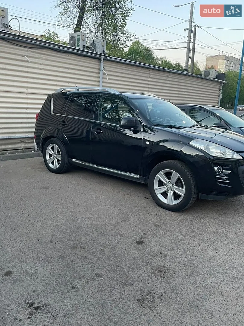 Peugeot 4007, 2010