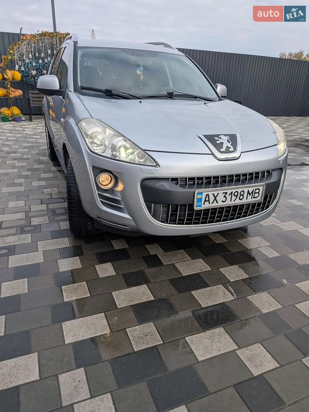 Peugeot 4007, 2010