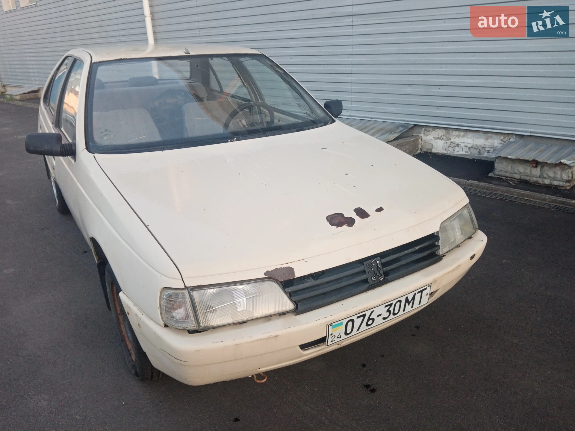 Peugeot 405, 1988
