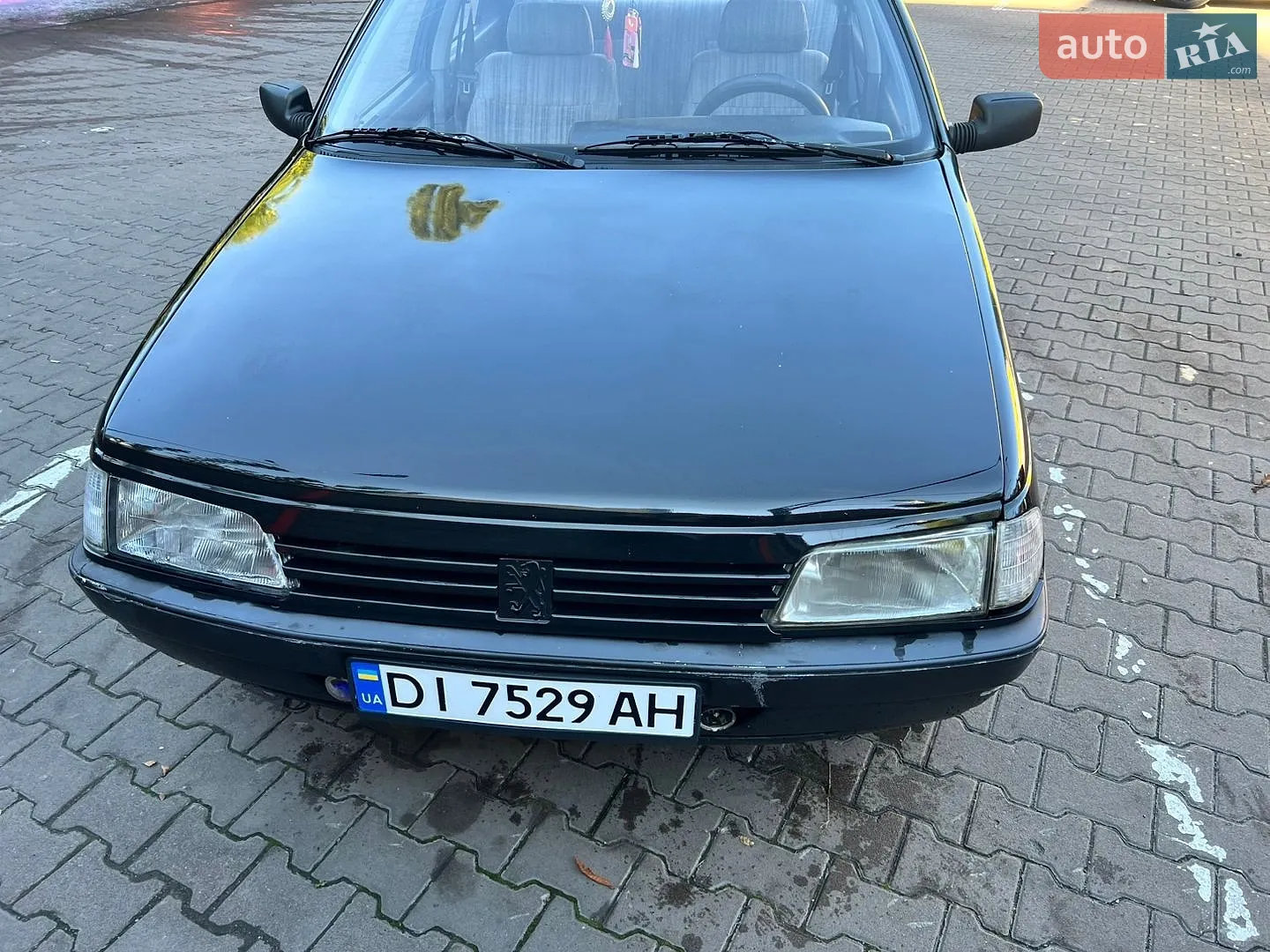 Peugeot 405, 1990