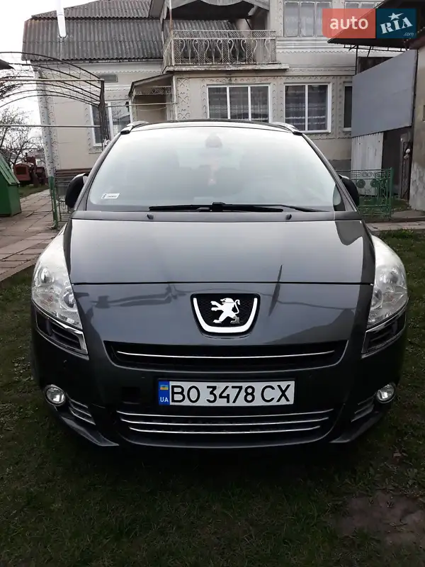 Peugeot 5008, 2010
