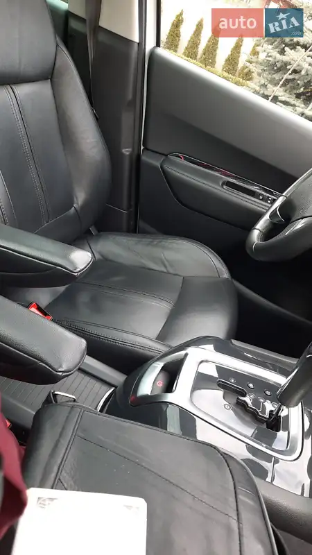 Peugeot 5008, 2010