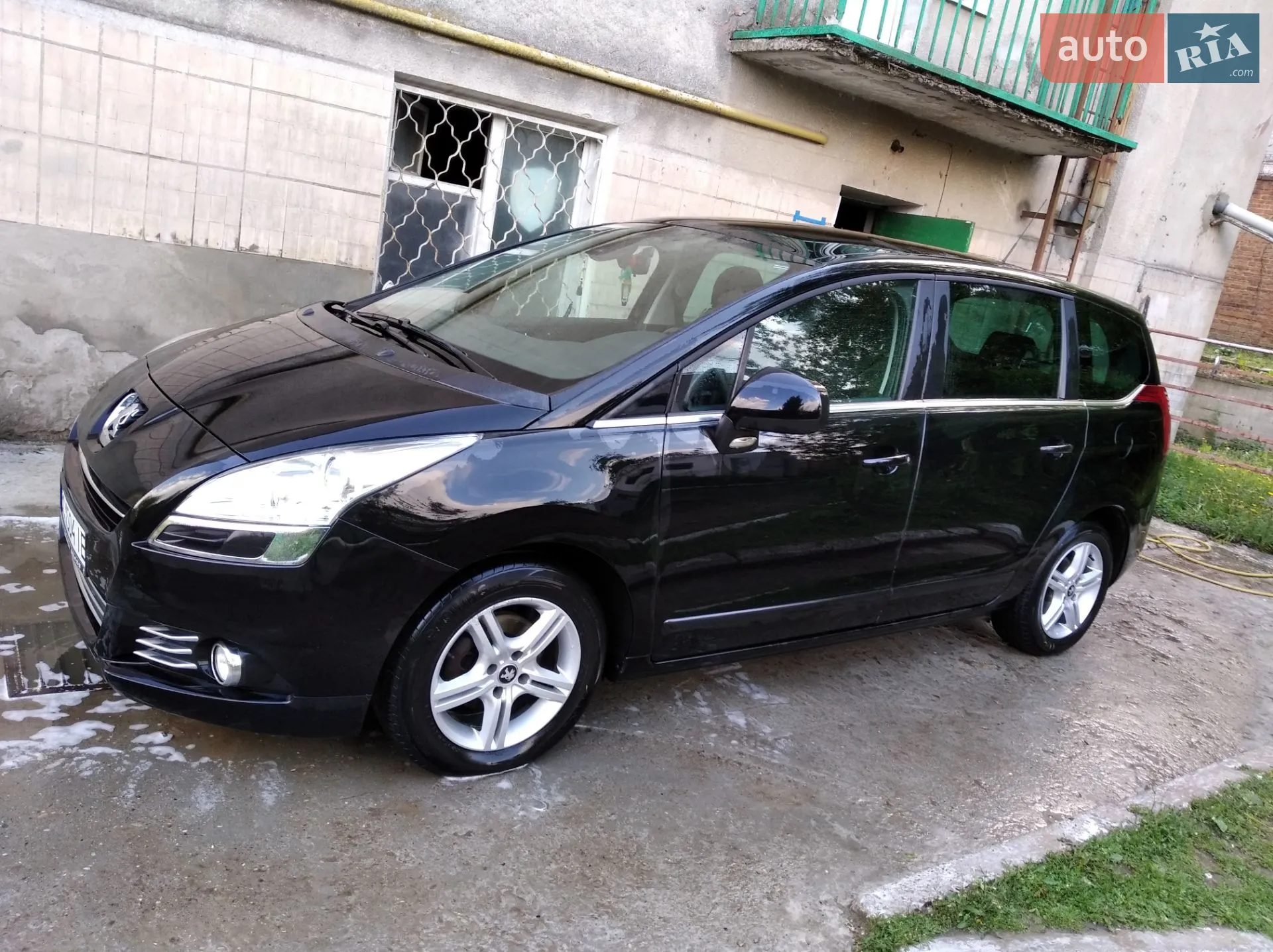 Peugeot 5008, 2011