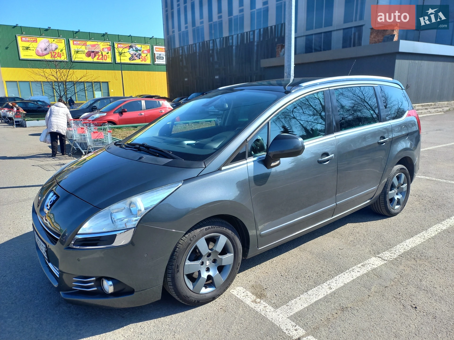 Peugeot 5008, 2012