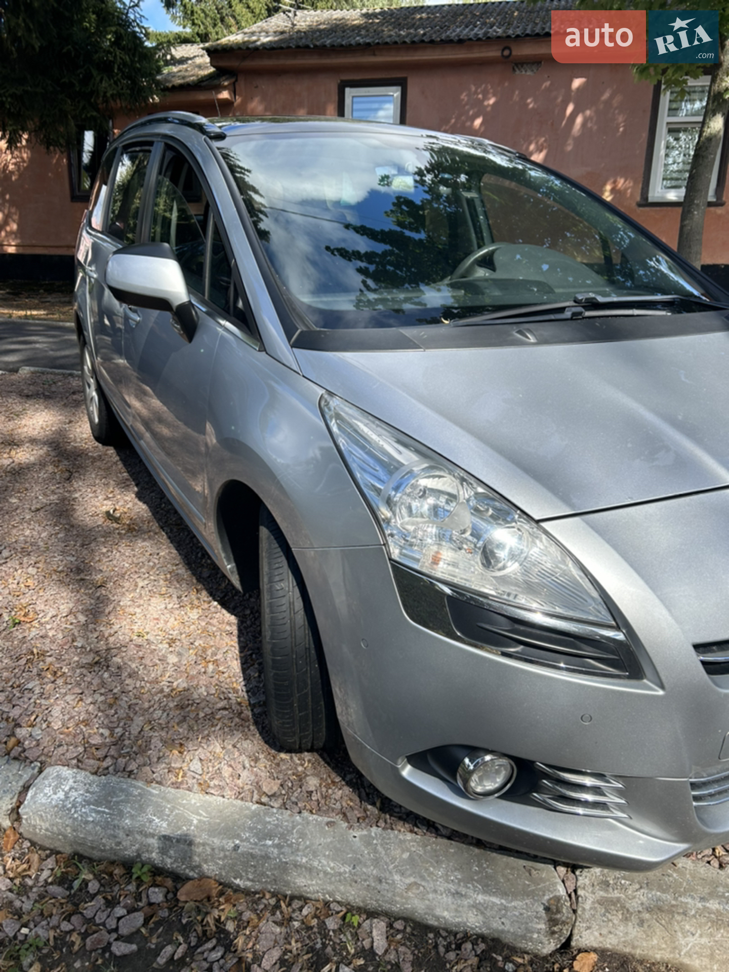 Peugeot 5008, 2012