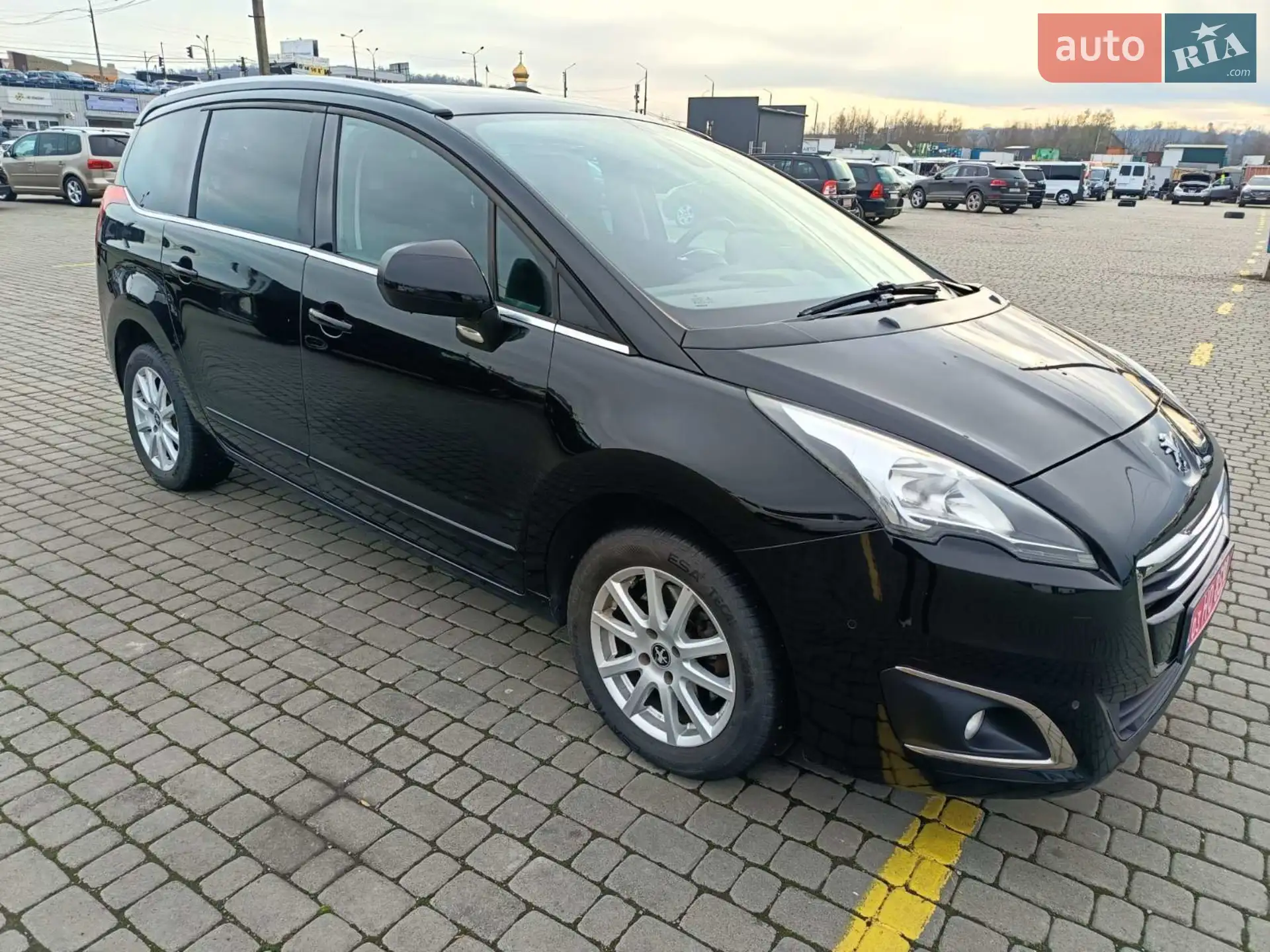 Peugeot 5008, 2015