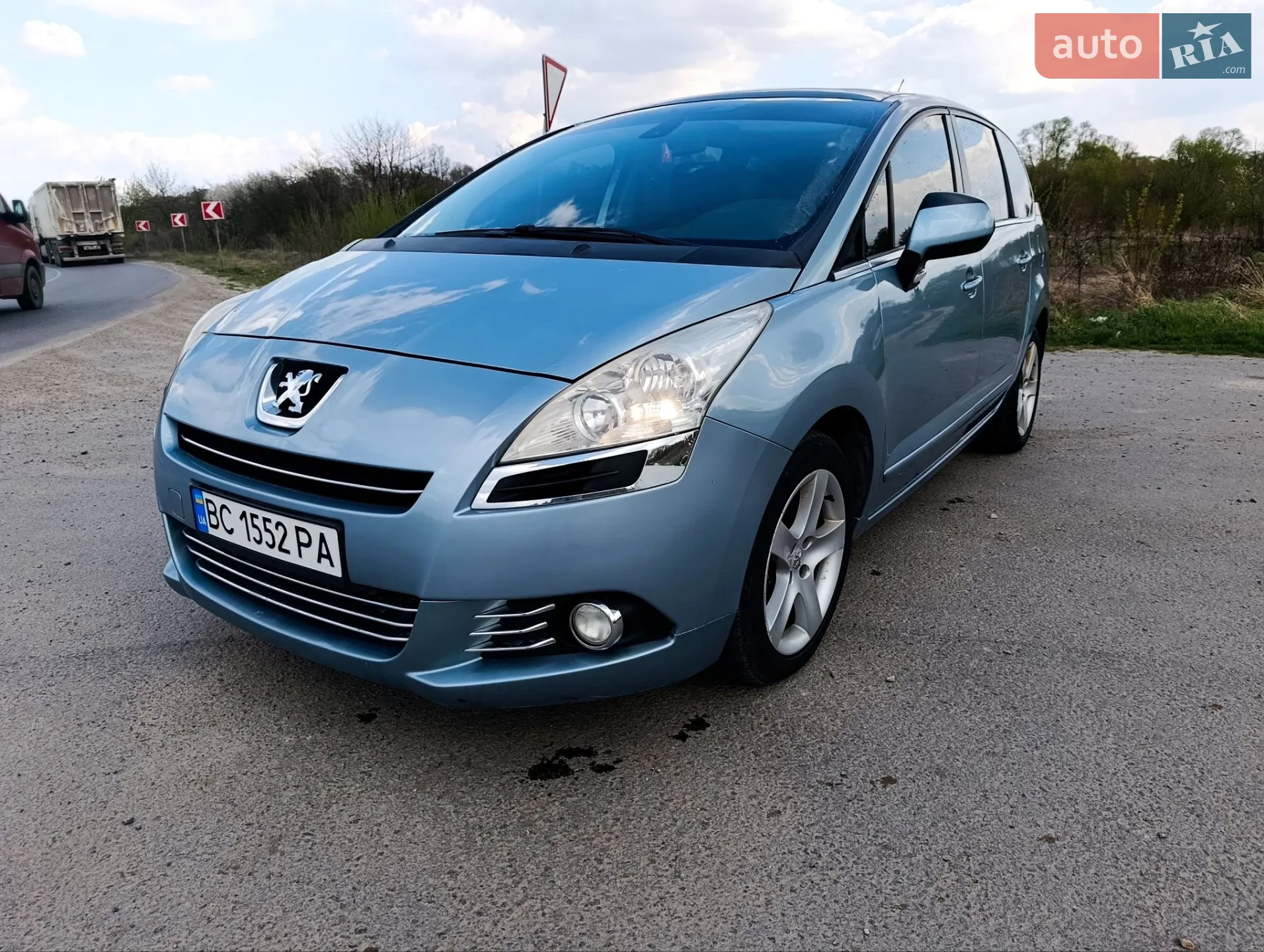 Peugeot 5008, 2010