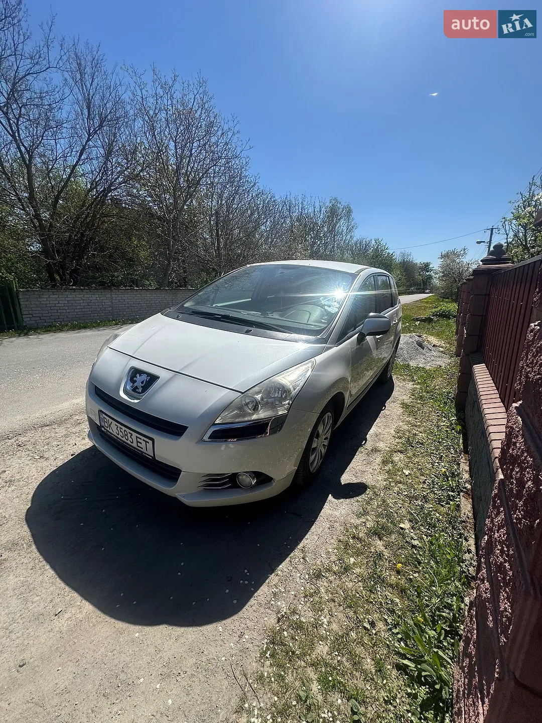 Peugeot 5008, 2011