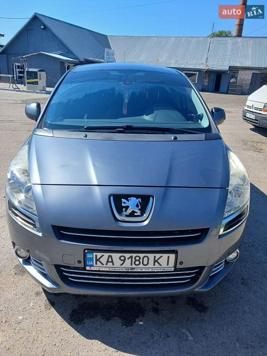 Peugeot 5008, 2011