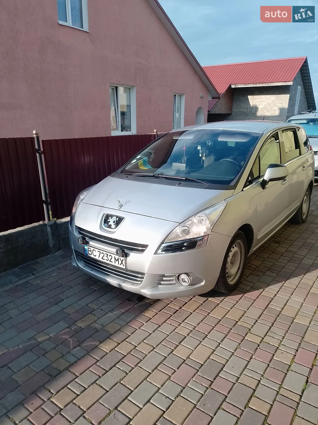 Peugeot 5008 2013 — 1