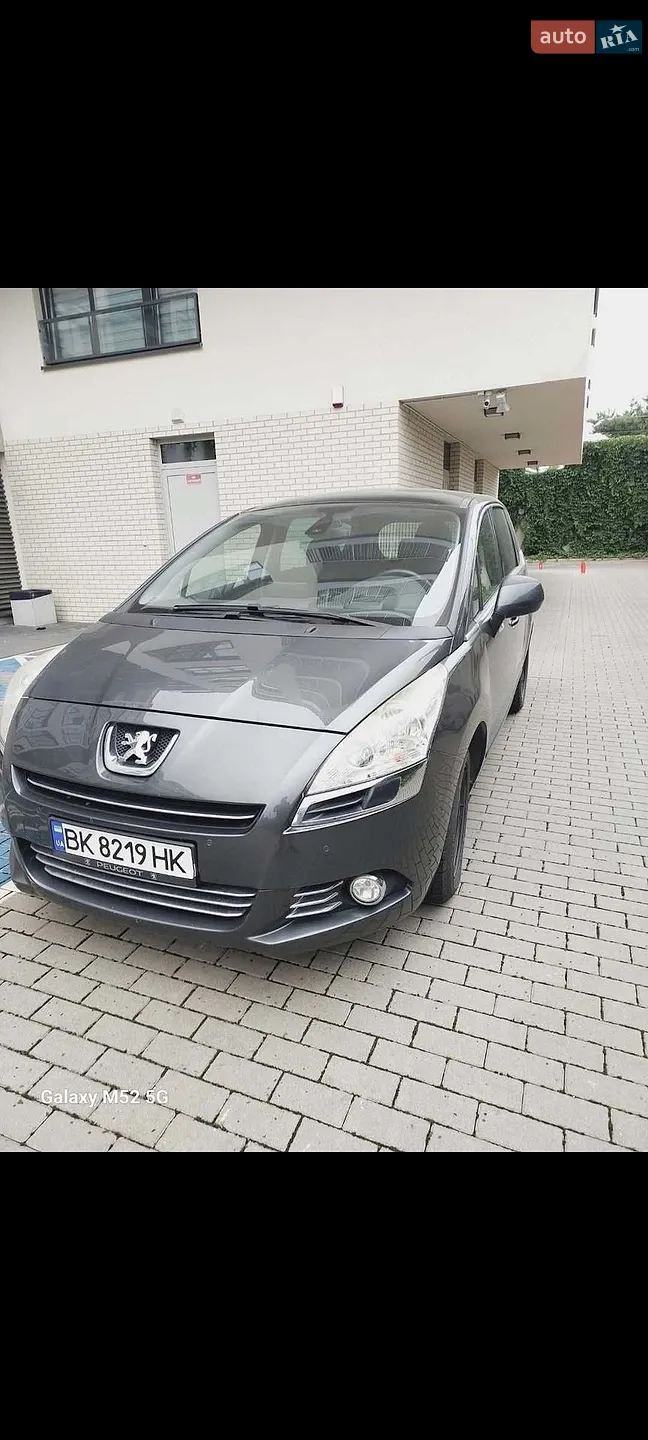Peugeot 5008, 2009