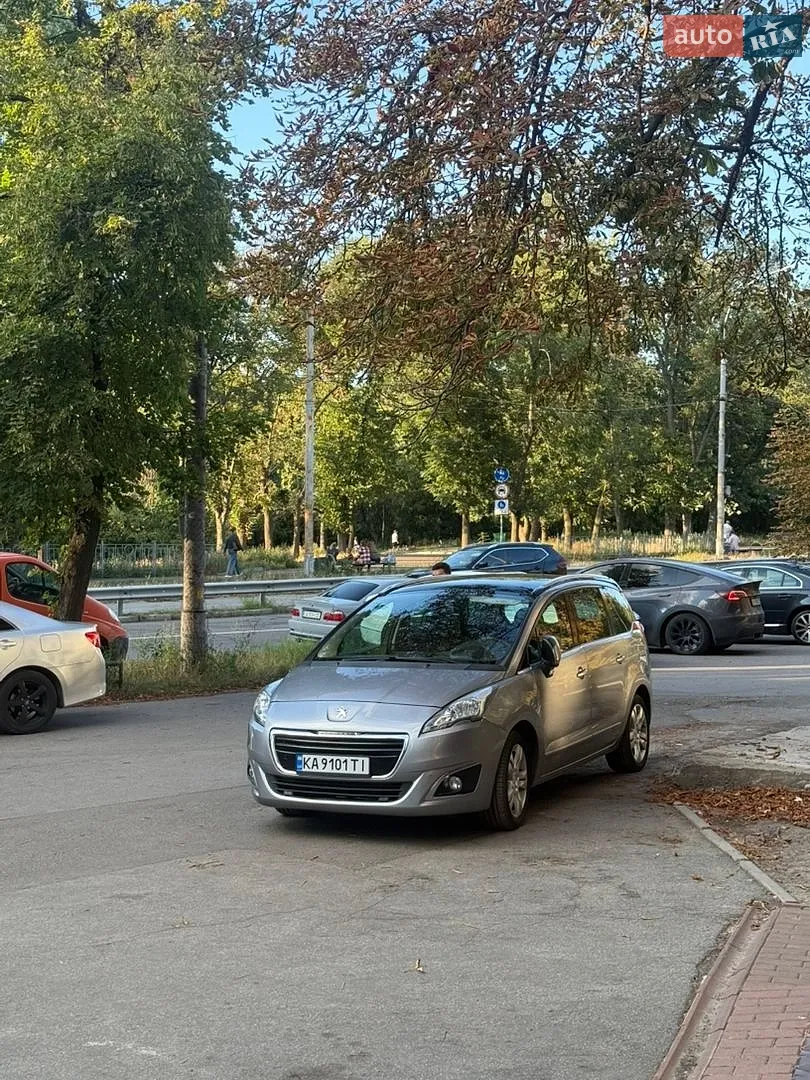 Peugeot 5008, 2013