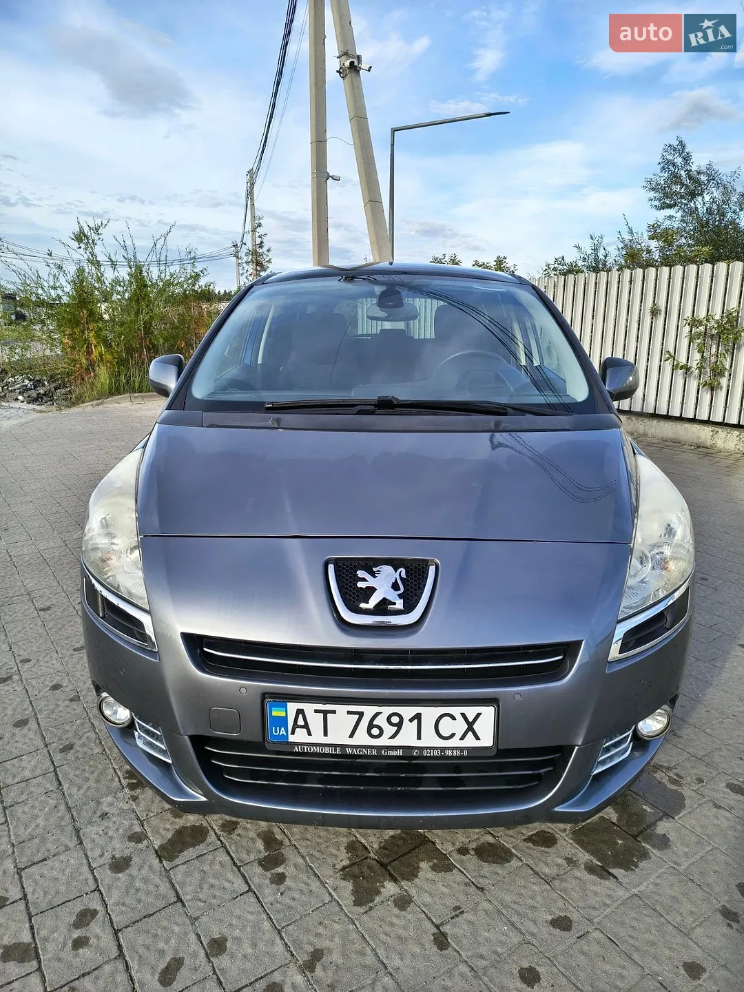 Peugeot 5008, 2011