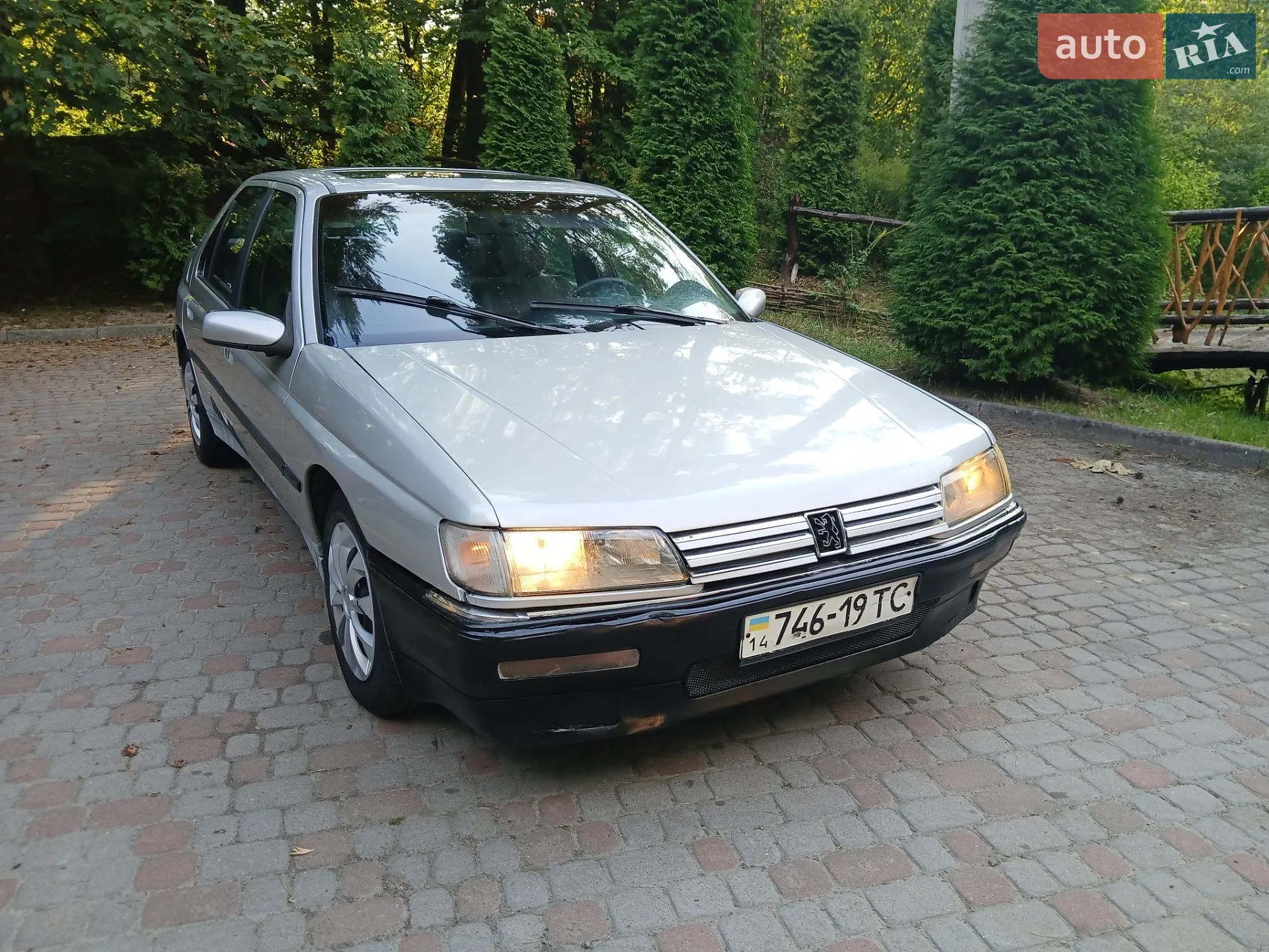 Peugeot 605, 1990