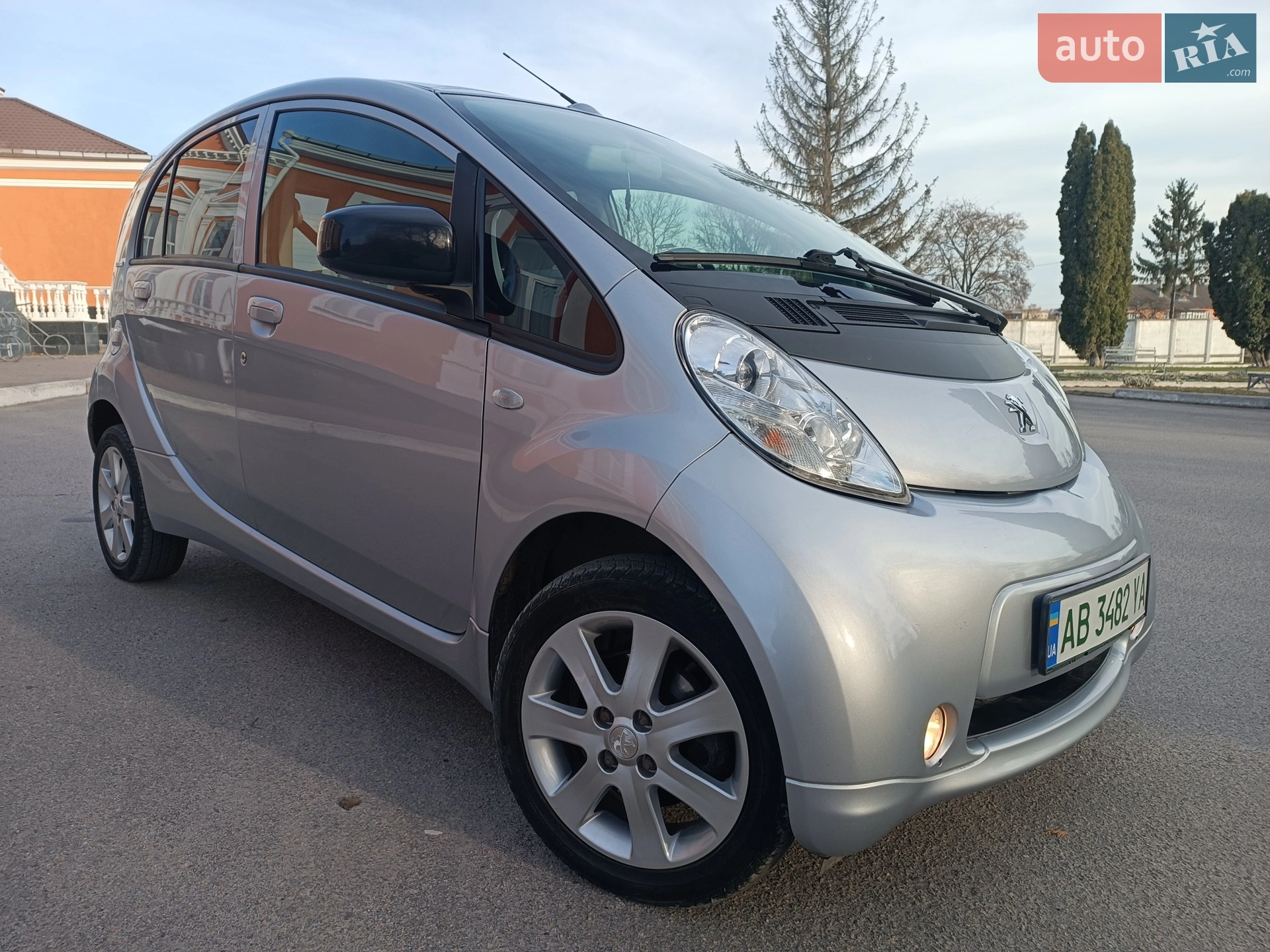 Peugeot iOn, 2012