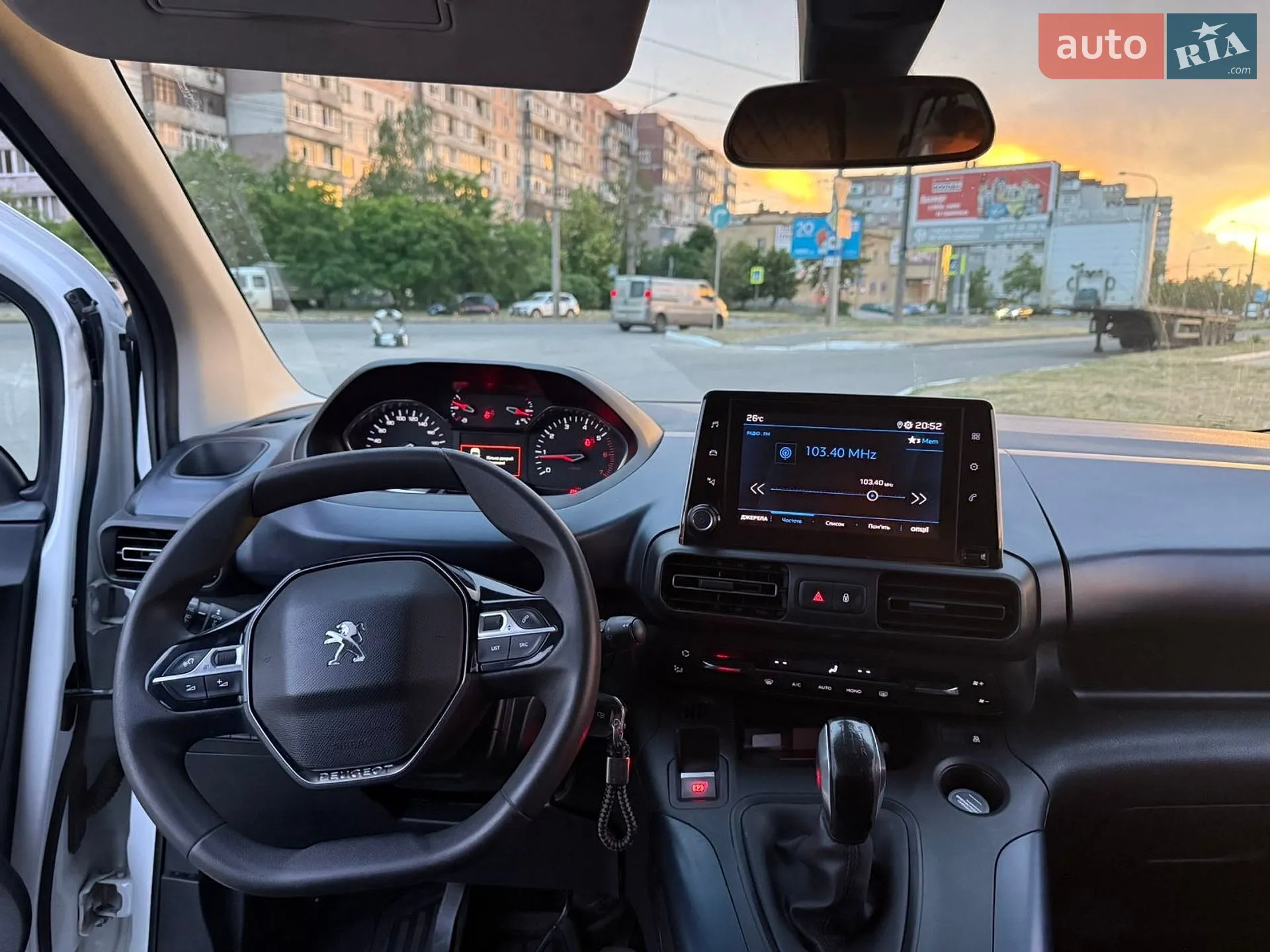 Peugeot Rifter, 2019
