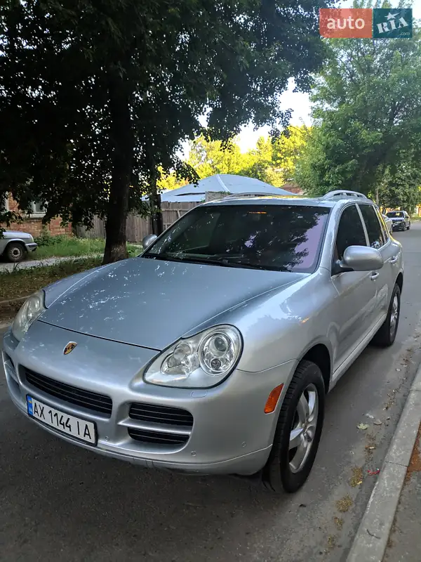 Porsche Cayenne, 2005