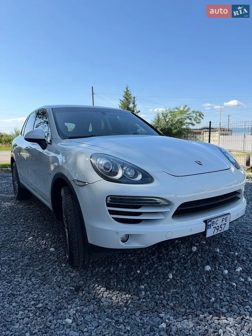 Porsche Cayenne, 2012