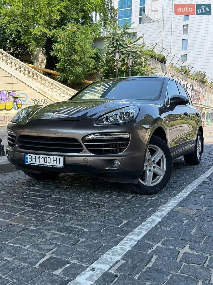 Porsche Cayenne, 2012