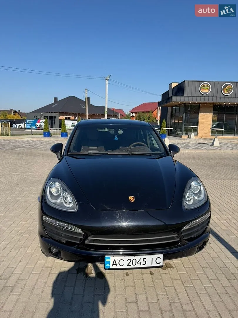 Porsche Cayenne, 2012