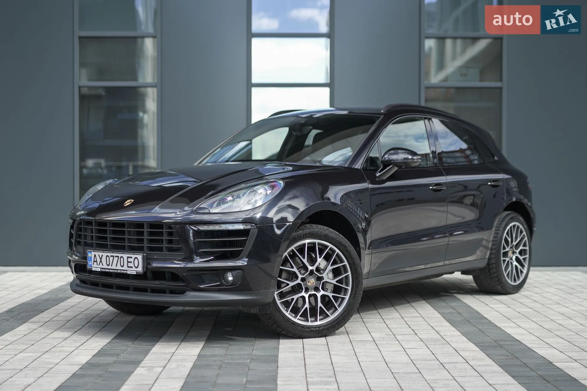 Porsche Macan, 2015