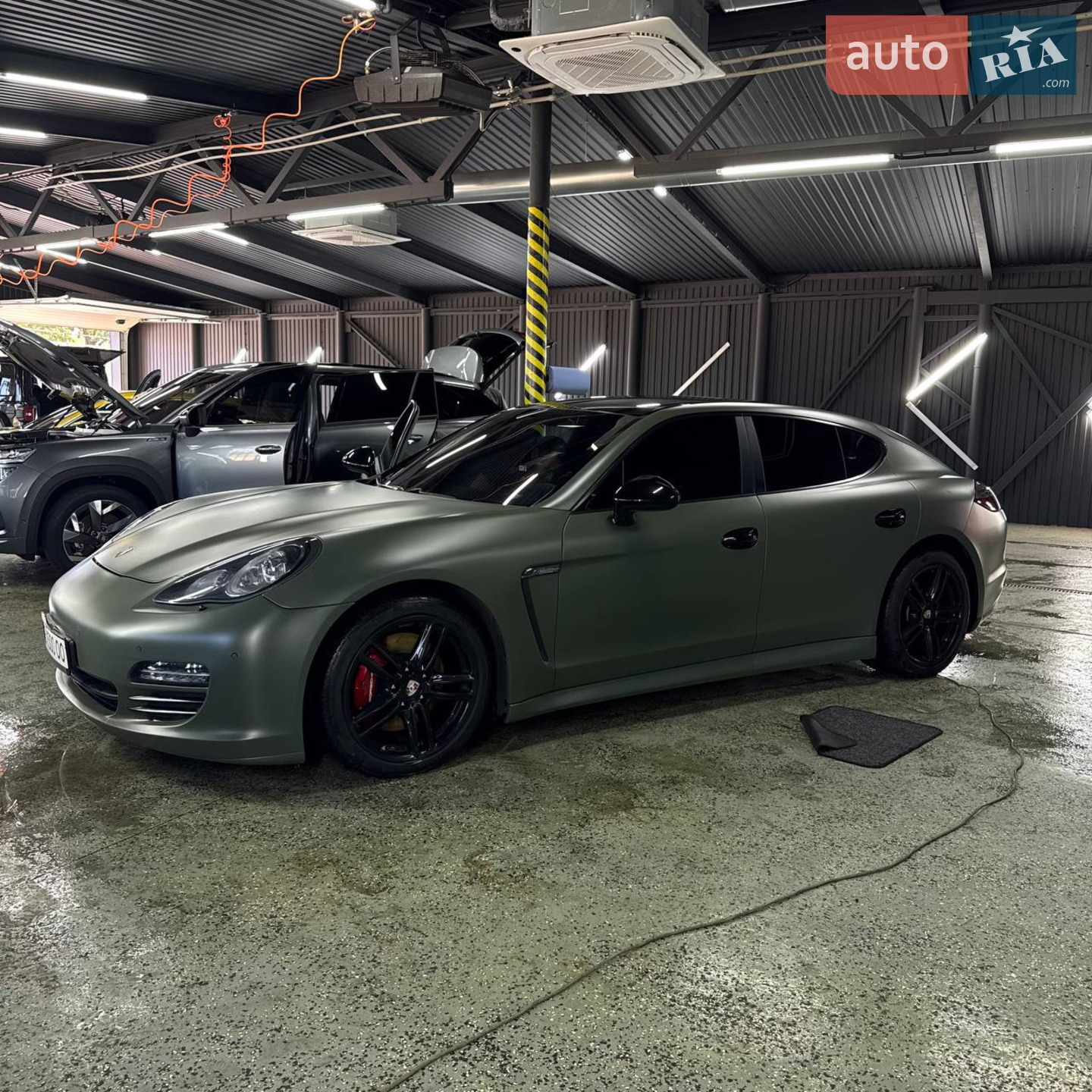 Porsche Panamera, 2011