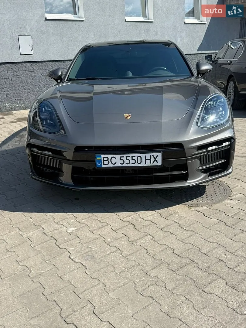 Porsche Panamera, 2018
