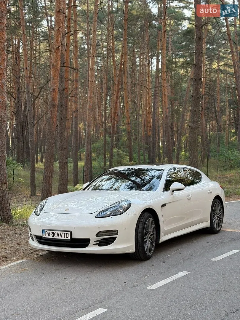 Porsche Panamera, 2010