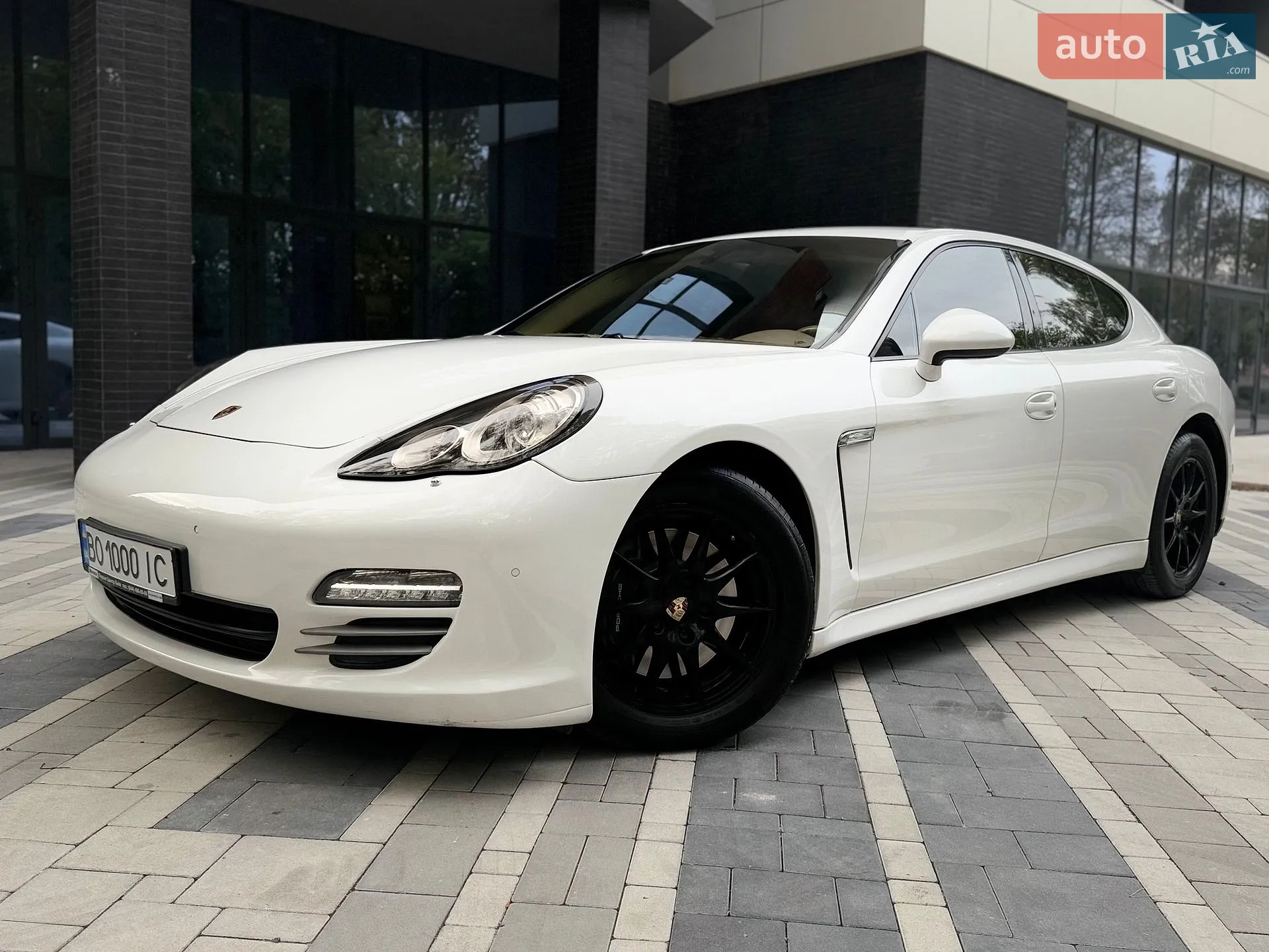 Porsche Panamera, 2011