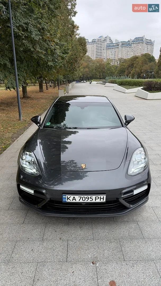 Porsche Panamera, 2017