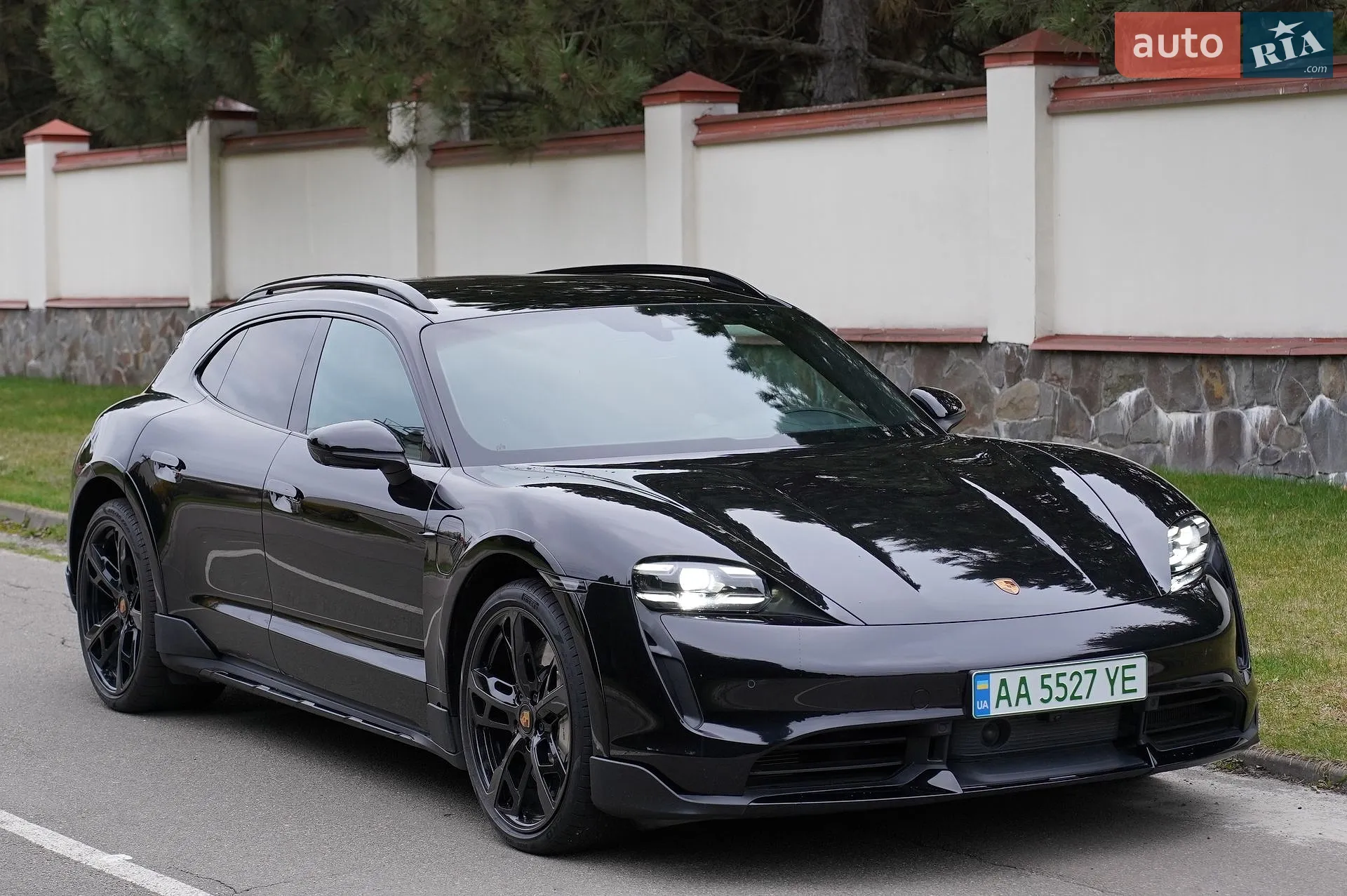 Porsche Taycan Cross Turismo, 2022