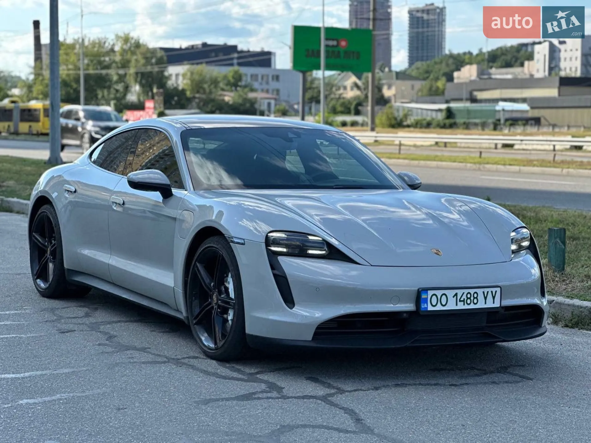 Porsche Taycan, 2021