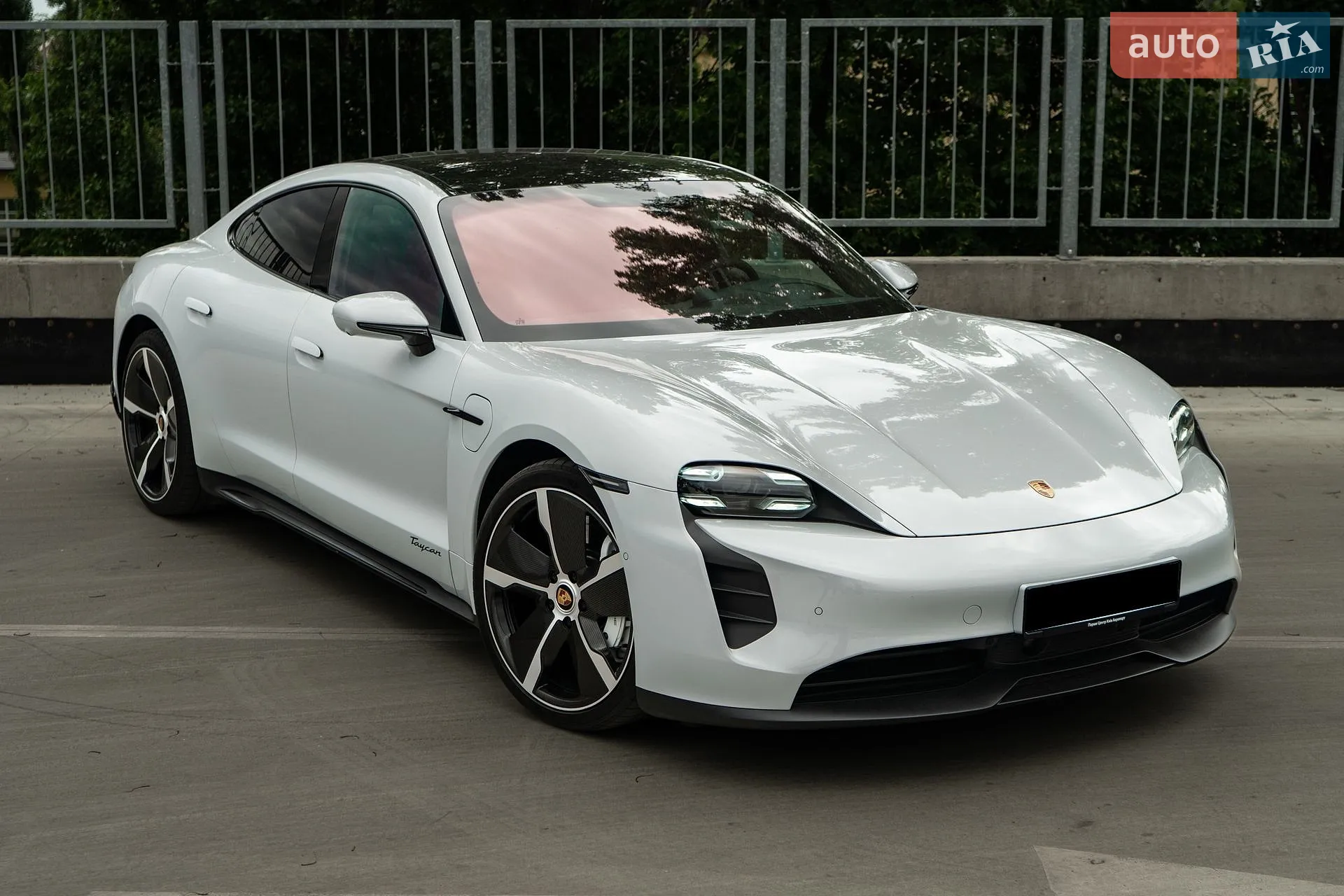 Porsche Taycan, 2021