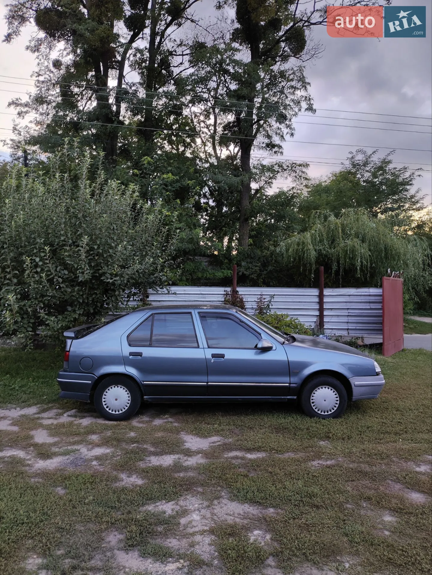Renault 19, 1989