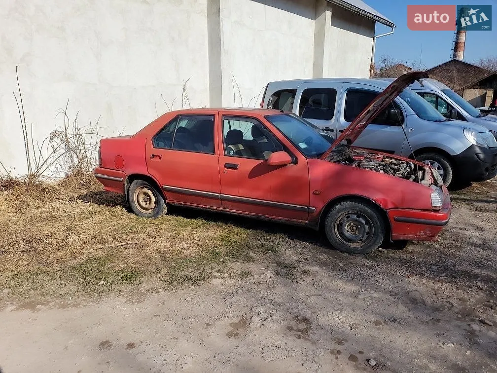Renault 19, 1990