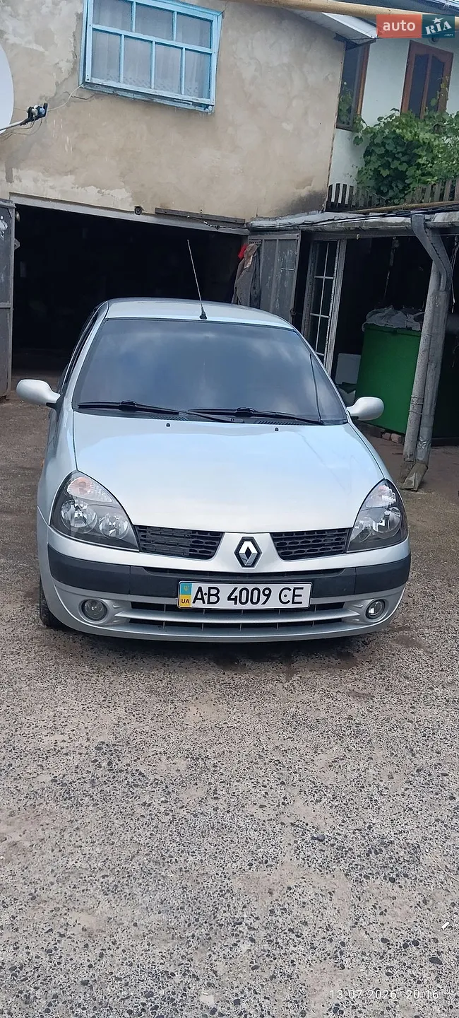 Renault Clio Symbol, 2003