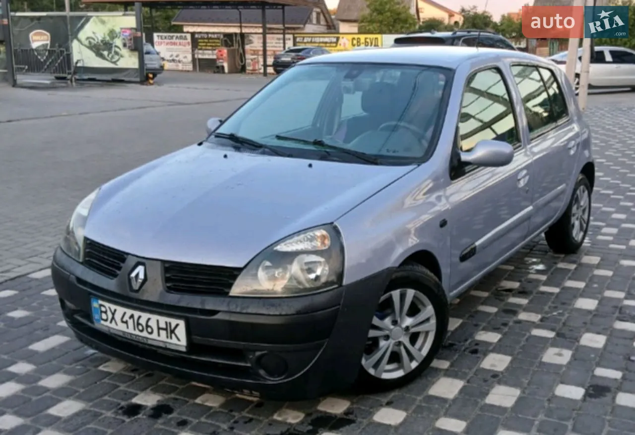 Renault Clio, 2004