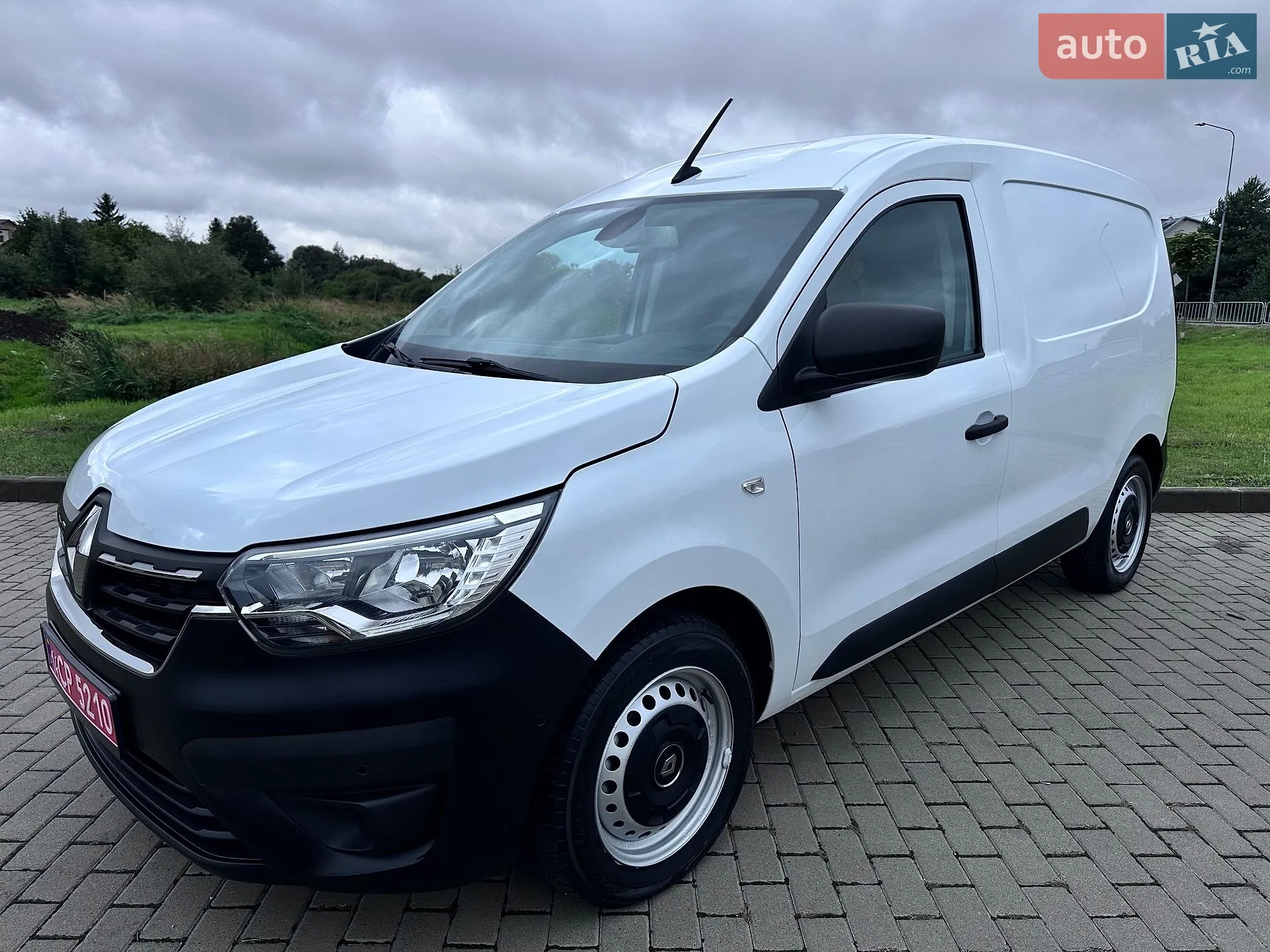 Renault Express, 2022