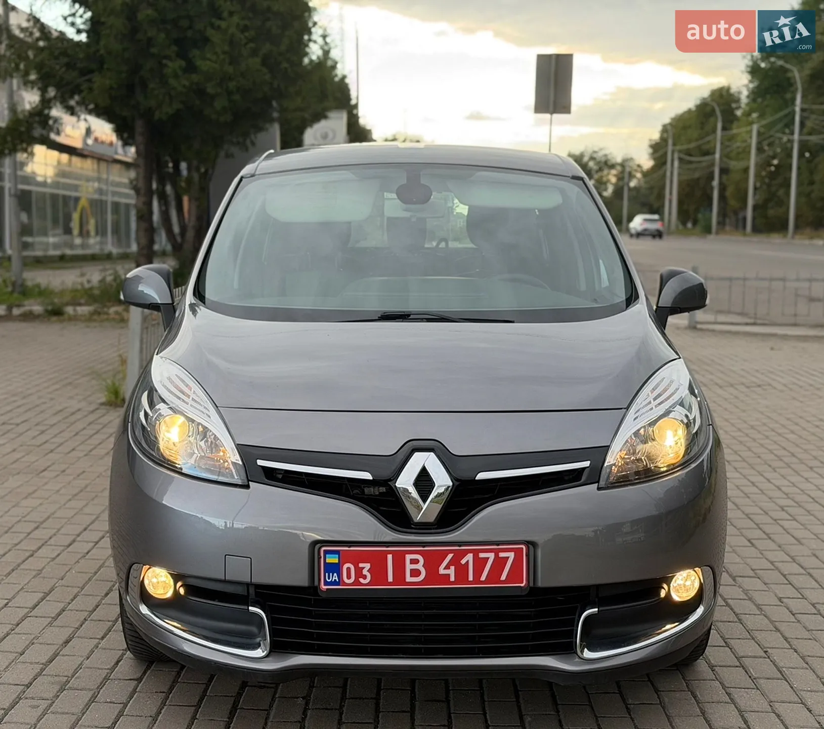Renault Grand Scenic, 2013