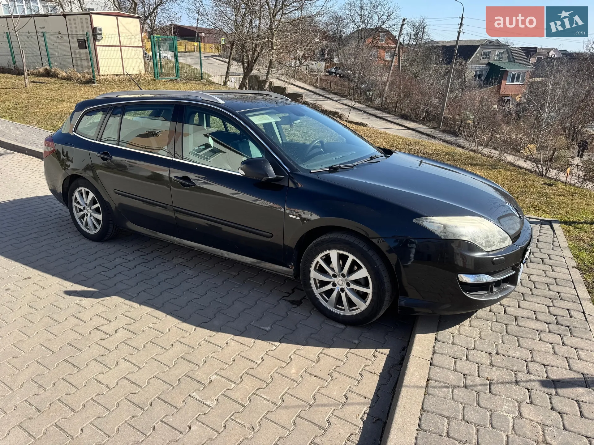 Renault Laguna, 2011