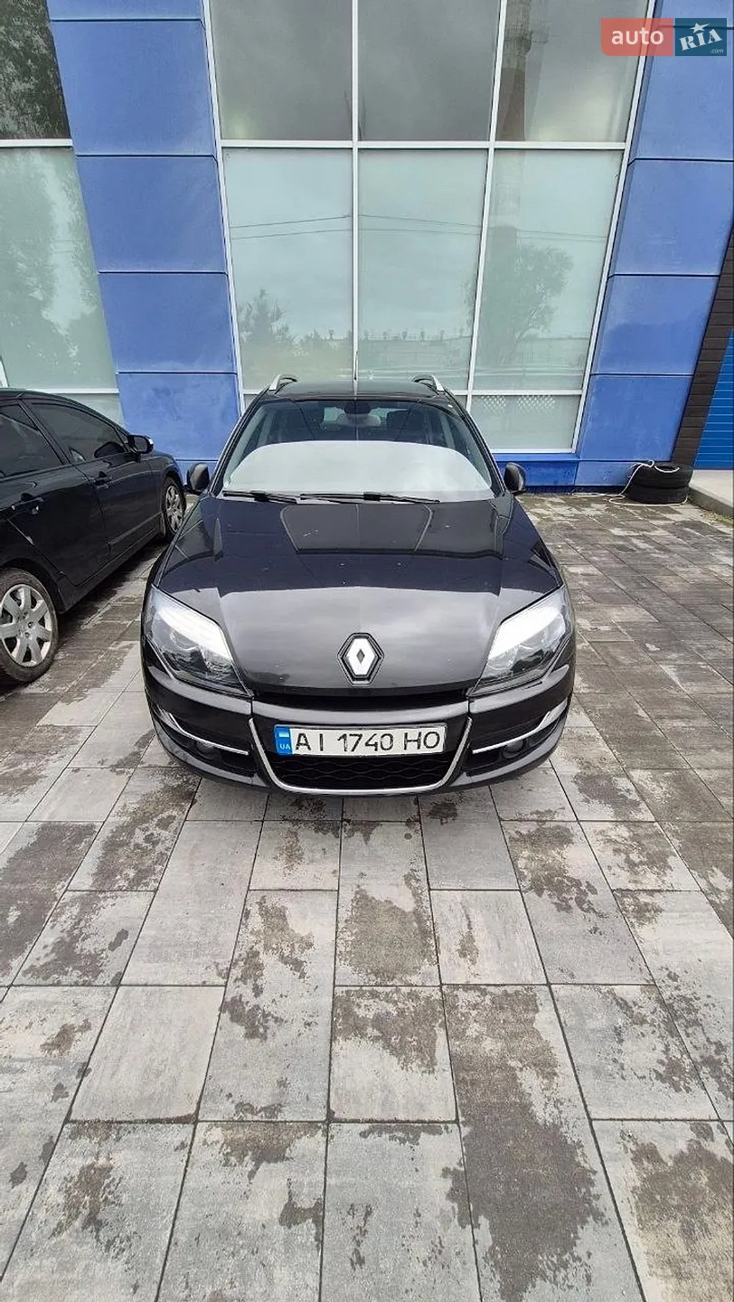 Renault Laguna, 2011