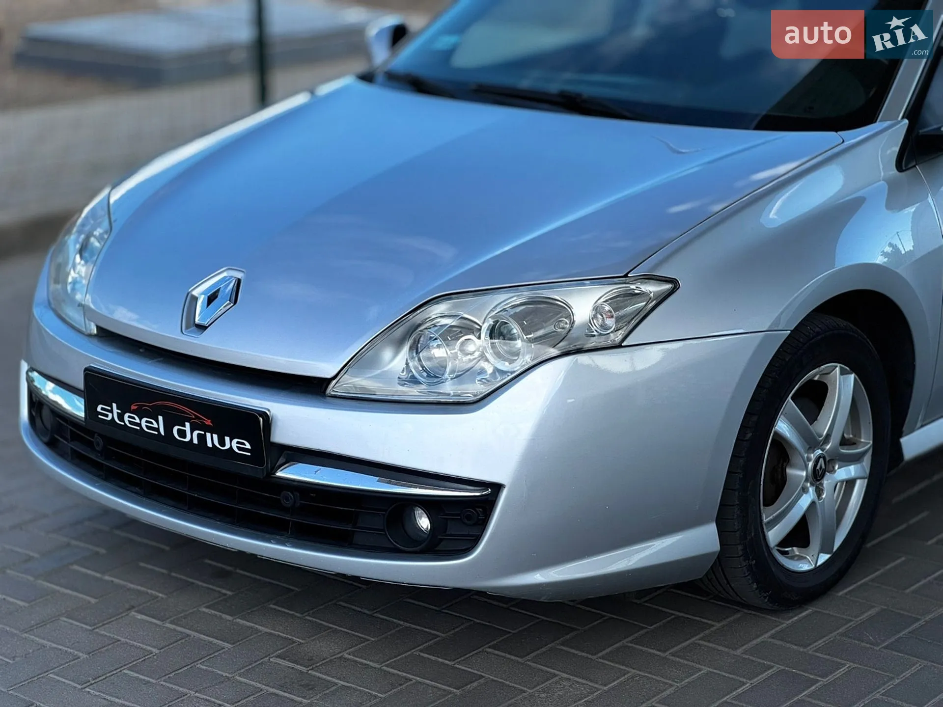 Renault Laguna, 2008
