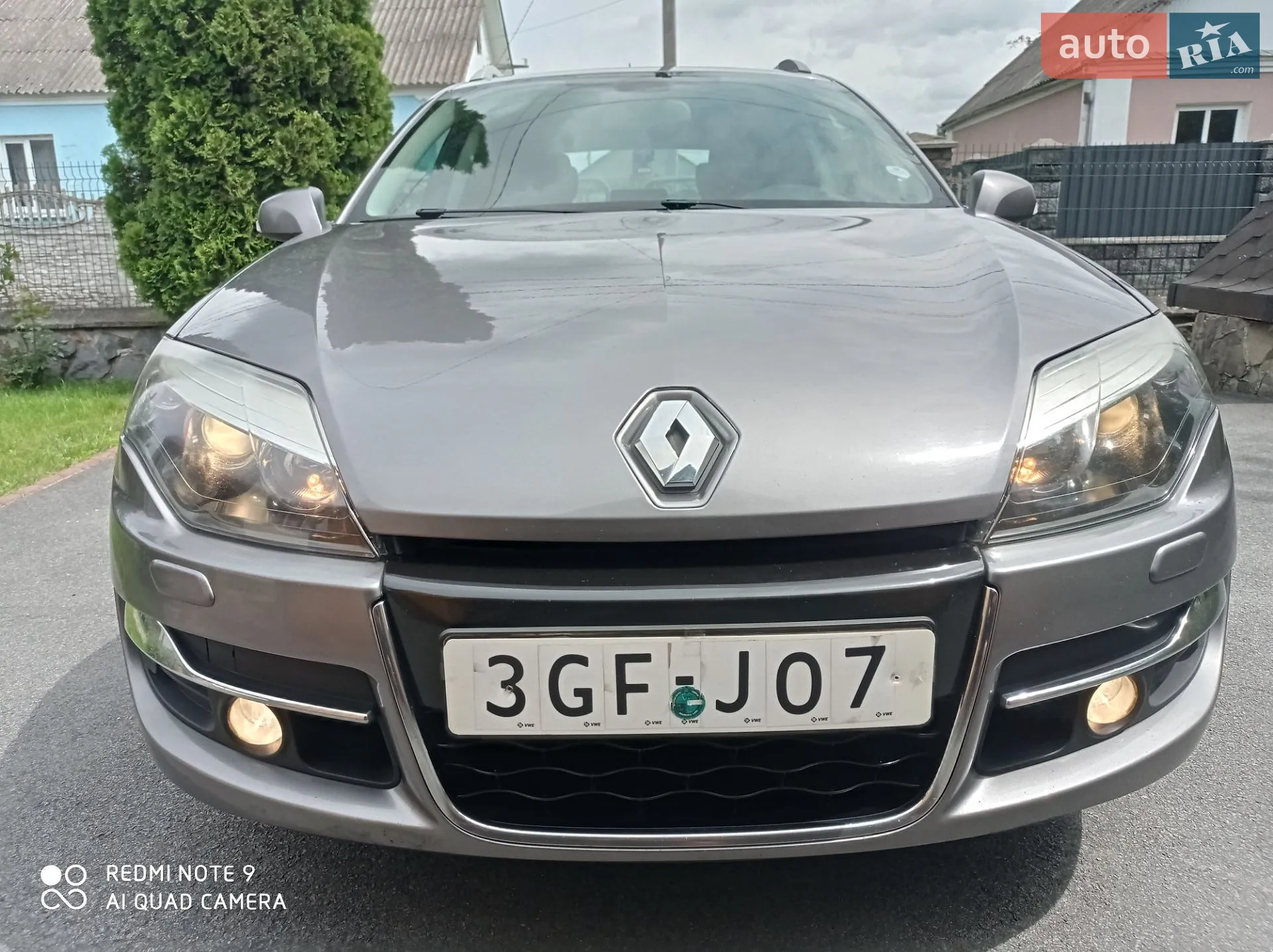 Renault Laguna, 2011