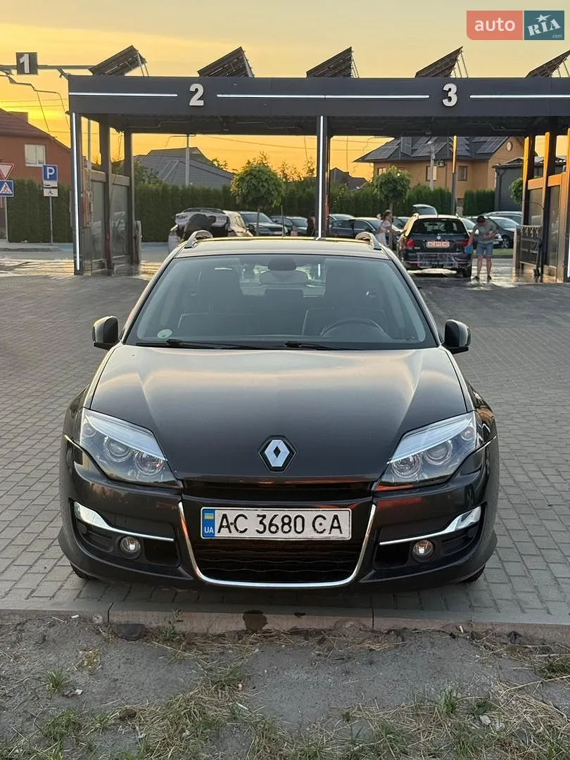 Renault Laguna, 2011