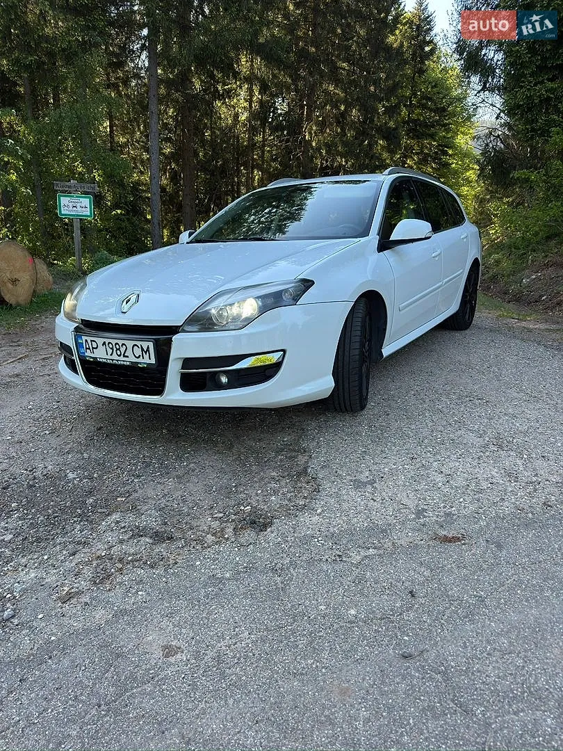Renault Laguna 2011 — 1