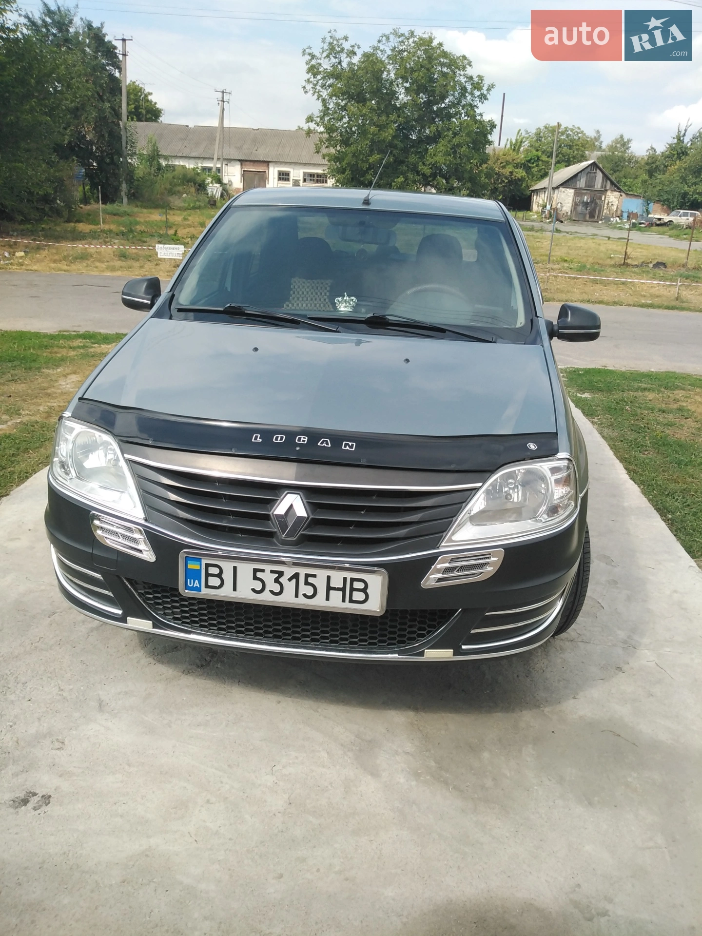 Renault Logan, 2011