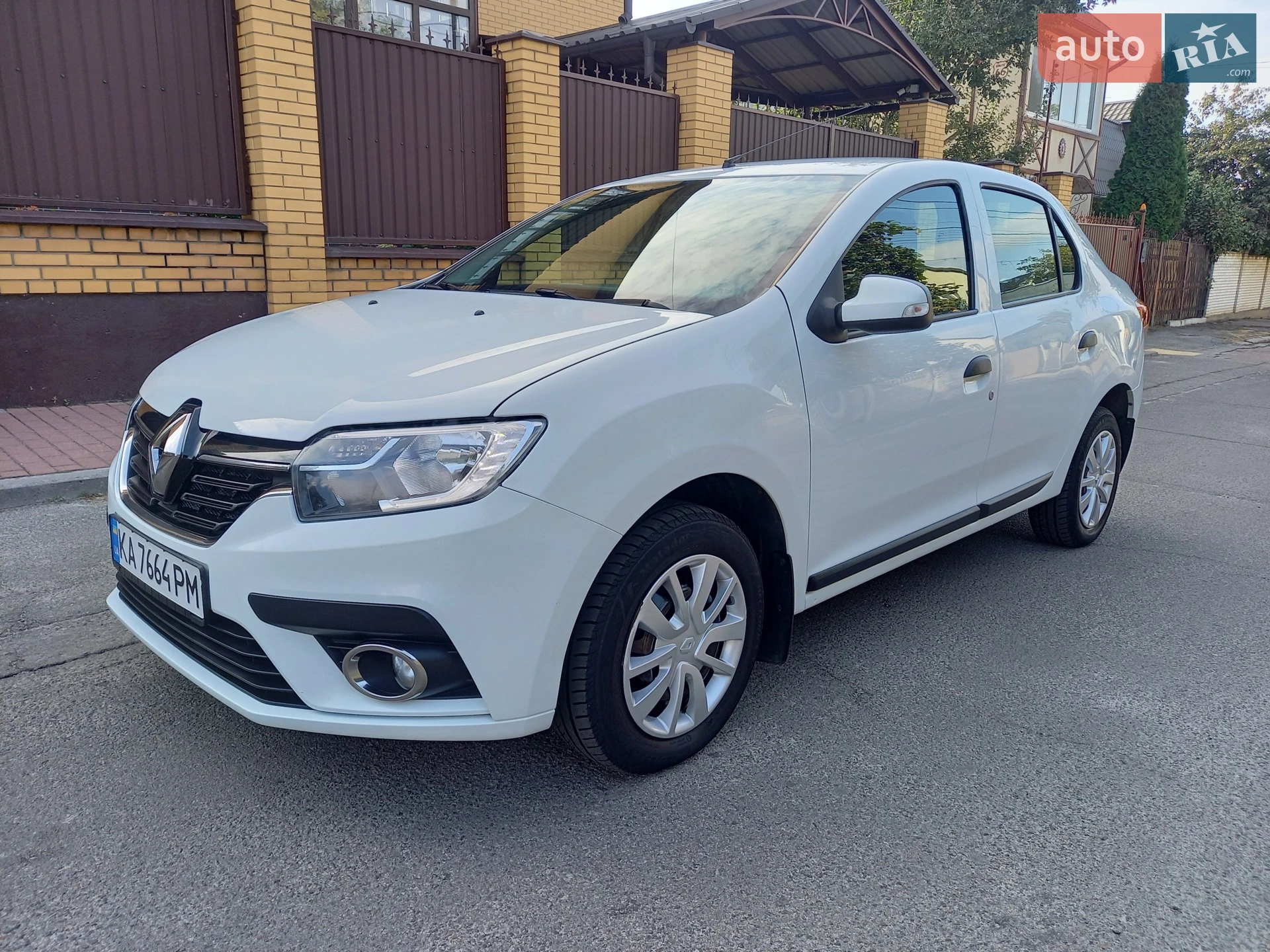 Renault Logan, 2021